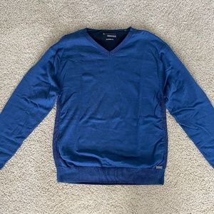 Buckle Black Standard Fit Stretchy V-Neck Sweater